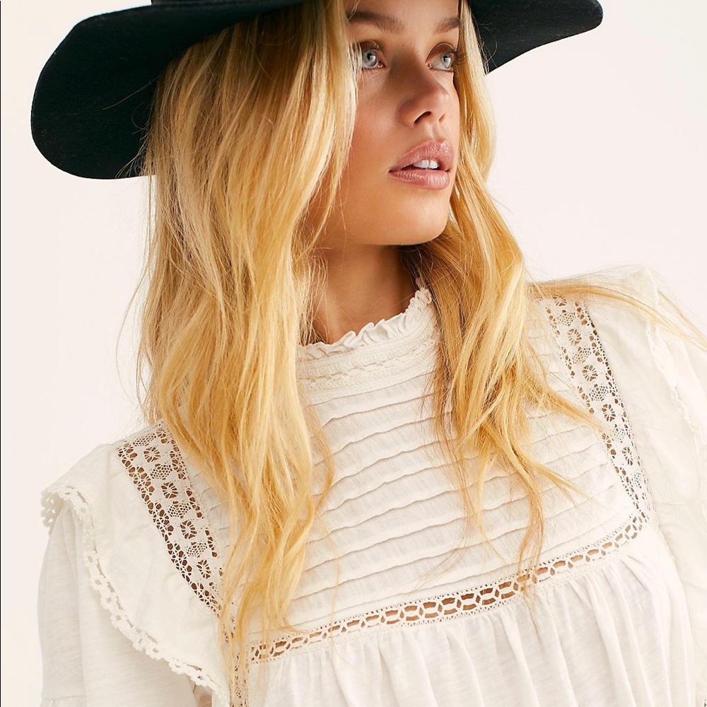 Free People La Femme Top in Ivory sz xs